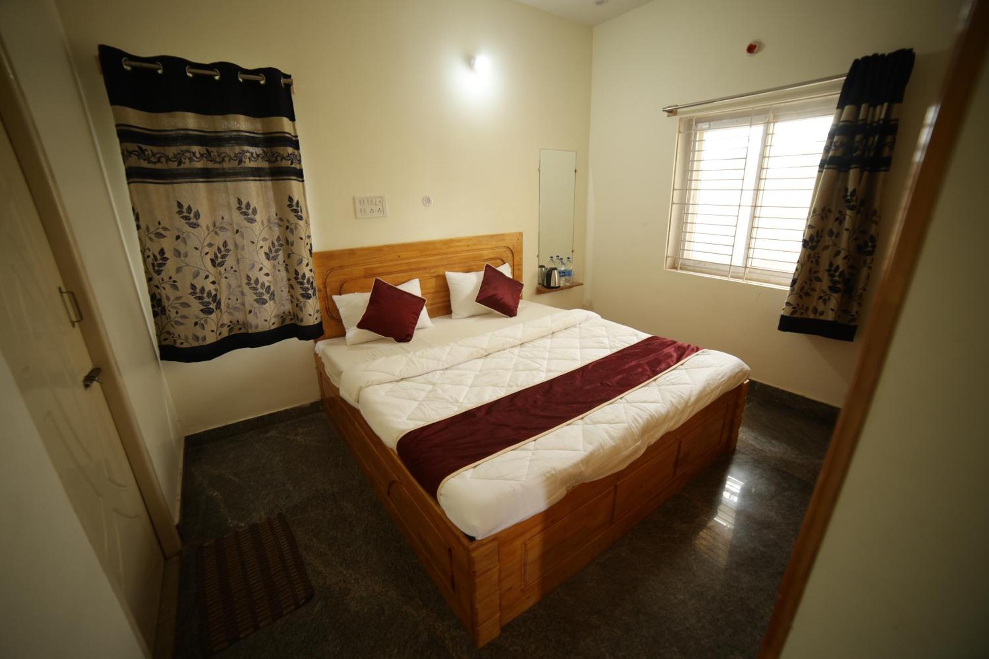 Naksha Tree Hotels - Yelagiri Exterior photo