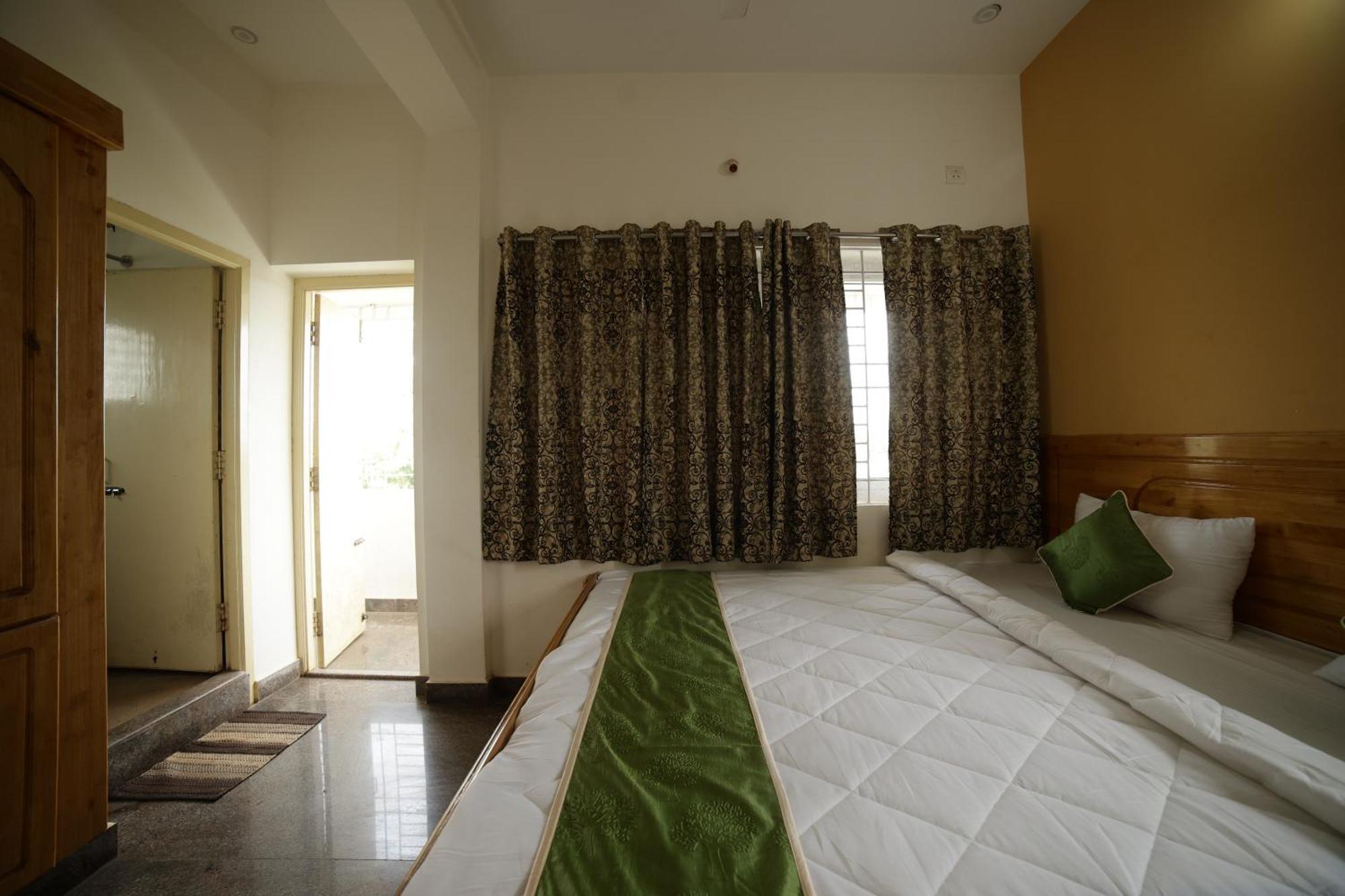 Naksha Tree Hotels - Yelagiri Exterior photo